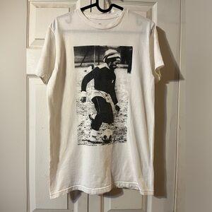 Bob Marley T Shirt. Catch Fire T Shirt. Size M